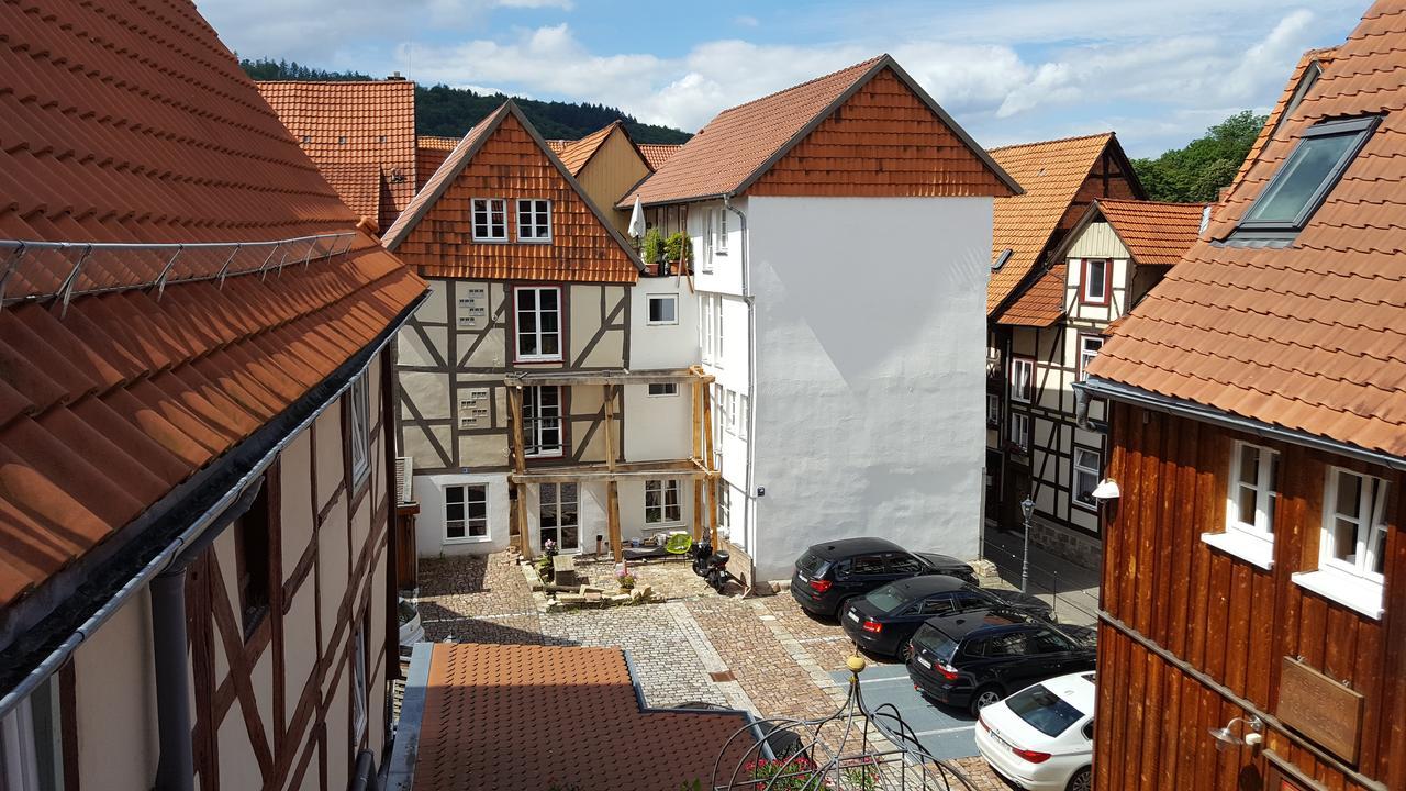 Fachwerk-Hotel Eisenbart Munden  ภายนอก รูปภาพ